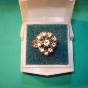 Vintage Karat Clad Unca 14K HGE Clear Stones Heart Ring Size 6  Never Worn!